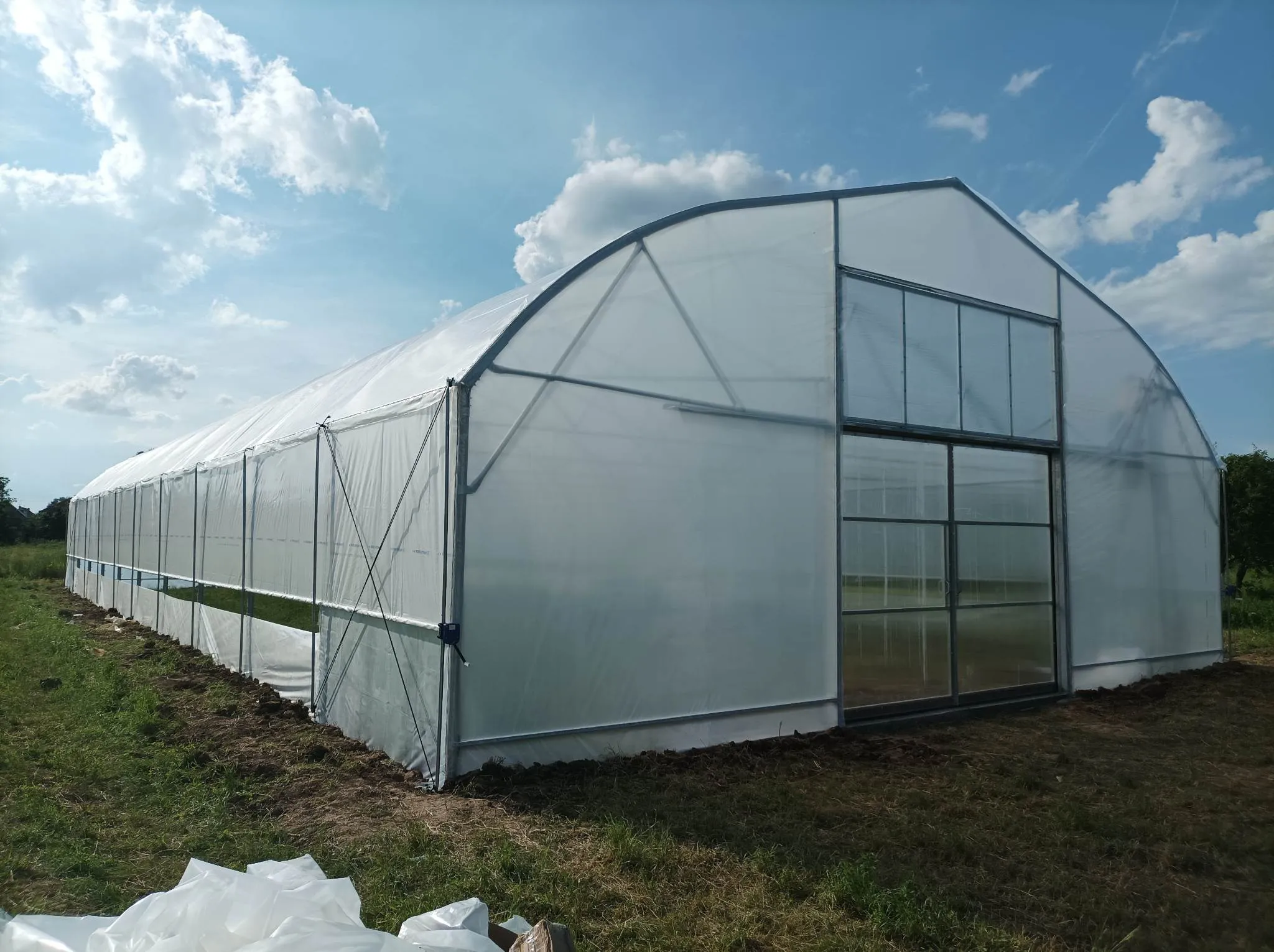 Ravni plastenik montaza Agro Construct
